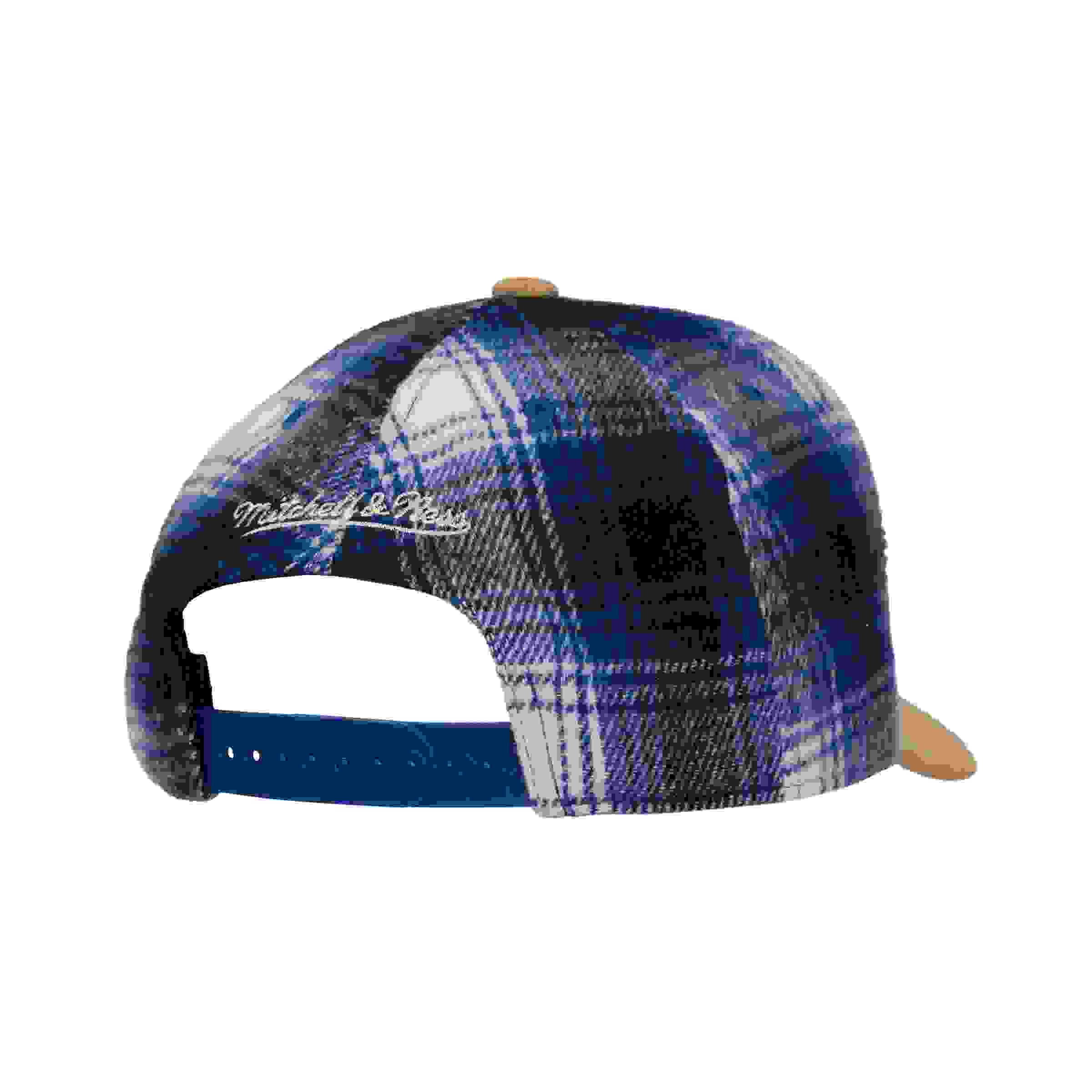 Mitchell & Ness Atlanta Braves Plaid Navy Snapback Hat